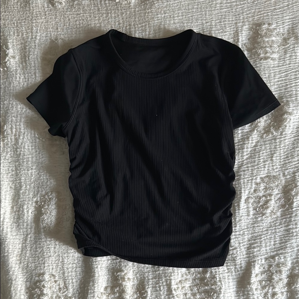 Lululemon Athletica Black Fitted Ruched Short Sleeve Tee